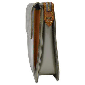 Louis Vuitton Vernis Mott Green M91224 Leather Light Patent